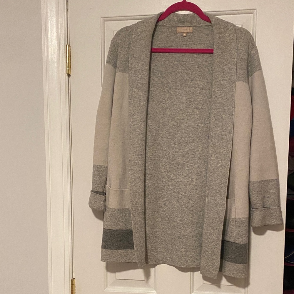 Chic Gray Women's Cardigan
